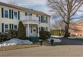 16 Elm St, Woburn, MA 01801