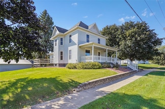 106 E Jefferson St, Montezuma, IA 50171