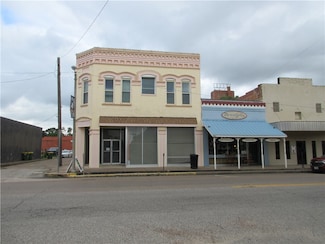 201 Live Oak St, Marlin, TX 76661