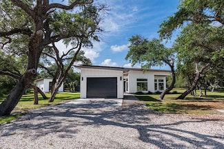 26 Twelfth, Rockport, TX 78382