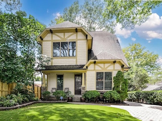 1716 Bay St, Charlotte, NC 28204