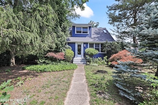 411 N Riverside Dr, Neptune, NJ 07753