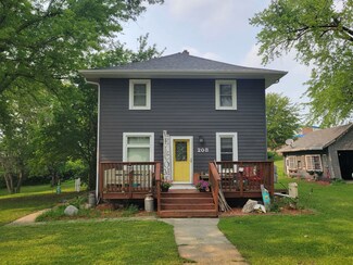 206 E Elm St, Bloomfield, NE 68718