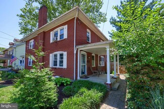 20 Market St, Lititz, PA 17543