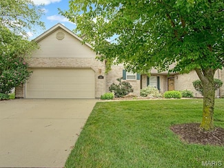 4574 Elk Meadows Ln, Smithton, IL 62285