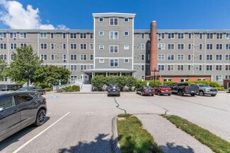 18 Park St Unit 407, Saco, ME 04072