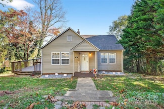 194 Maple St, Old Fort, NC 28762