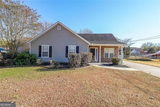 380 Hickory St SW, Social Circle, GA 30025