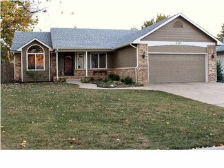 8527 E Creed St, Wichita, KS 67210
