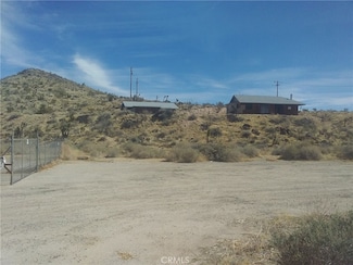 4409 Old Woman Springs Rd, Yucca Valley, CA 92284