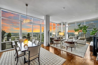 215 N Pine St Unit 3705, Charlotte, NC 28202