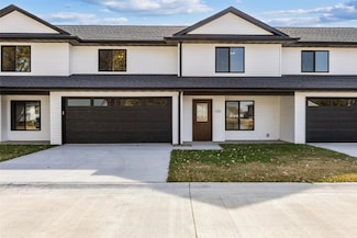 105 Alliance Dr, Tipton, IA 52772