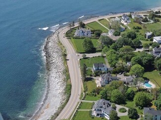 3 Atlantic Ave, North Hampton, NH 03862