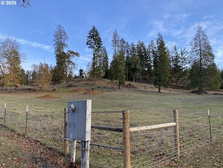 0 Plat B Rd, Sutherlin, OR 97479
