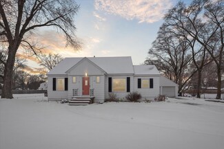 1155 Baldwin St, Jenison, MI 49428