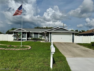 2123 NE 15th Ave, Cape Coral, FL 33909