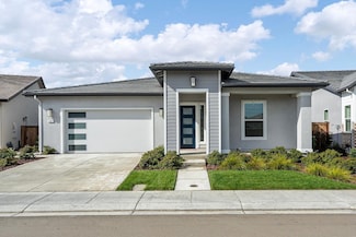 1267 Laurel Dr, Manteca, CA 95336