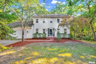 1176 N Rentsch Dr, East Peoria, IL 61611