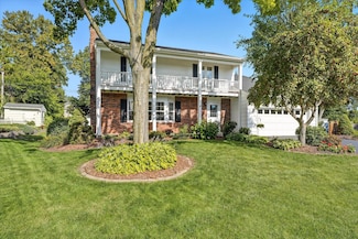 4653 Heritage Hills Cir, Bloomington, MN 55437