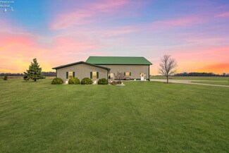 10071 W Toussaint Rd E, Oak Harbor, OH 43449