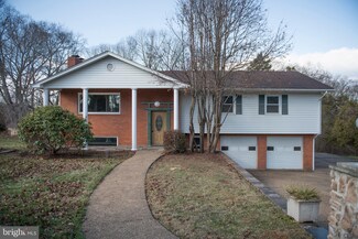 9704 Signal Ct, Manassas, VA 20111