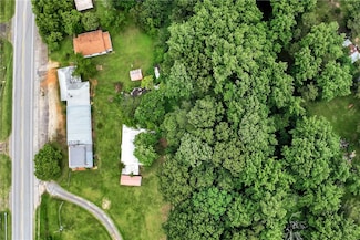 2339 Toccoa Hwy, Westminster, SC 29693