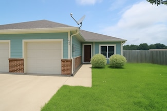 112 Bridle Ct, Kemp, TX 75143