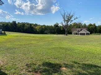 195 Crooked Creek Dr, Cookeville, TN 38506