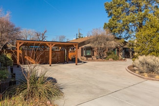 1009 Jefferson St NE, Albuquerque, NM 87110