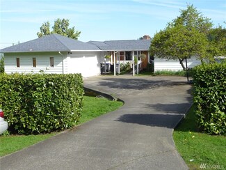 17898 Angeline Avenue South NE, Suquamish, WA 98392