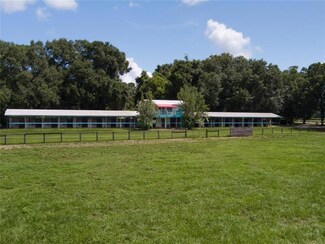 3885 NW 160th St, Reddick, FL 32686