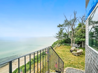 46 Nameloc Rd, Plymouth, MA 02360