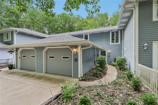 4143 Bristol Ln, Neshannock, PA 16105