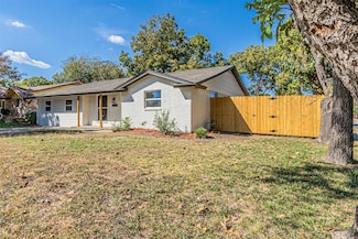 2321 Skylark Dr, Arlington, TX 76010