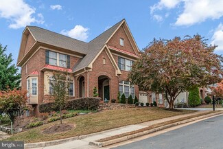 7238 Farr St, Annandale, VA 22003