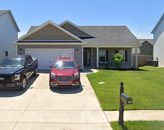 555 Medallion Cir, Clarksville, TN 37042