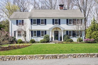 110 Hampshire Rd, Wellesley Hills, MA 02481