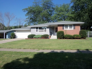 9380 Mckinley St, Crown Point, IN 46307