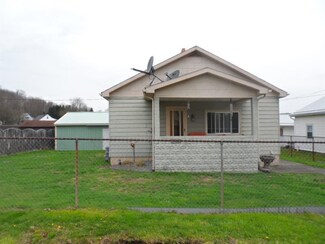 120 Hillman St, Greensboro, PA 15338