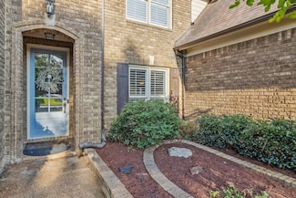 1706 Mossy Oak Ln, Collierville, TN 38017
