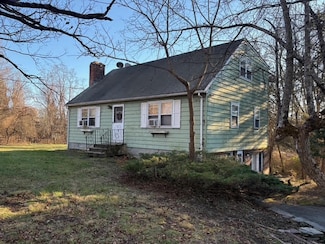 9 Holland Rd, Sharon, CT 06069