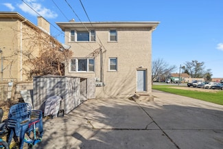 4552 Prescott Ave, Lyons, IL 60534