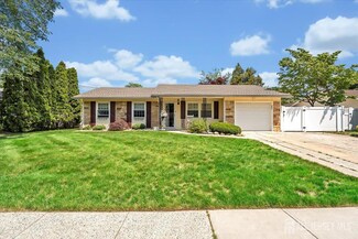 13 Sheffield Ave, Monroe Township, NJ 08831