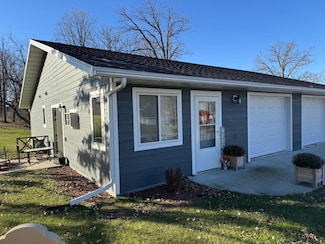 204 W Poplar Ave Unit A, Badger, MN 56714