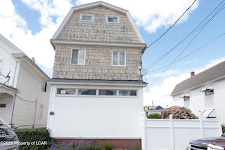 226 E Green St, Nanticoke, PA 18634