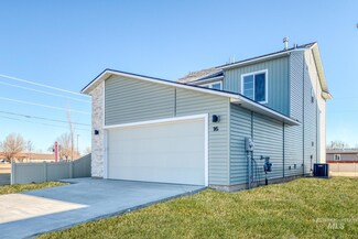 16 S Woodland Grove Way, Nampa, ID 83687