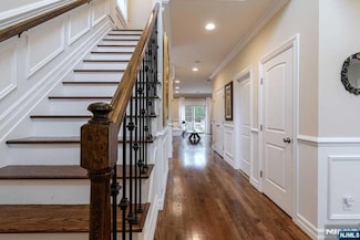 6 Mountain Ave, Mahwah, NJ 07430