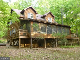687 Cardinal View Rd, Paw Paw, WV 25434