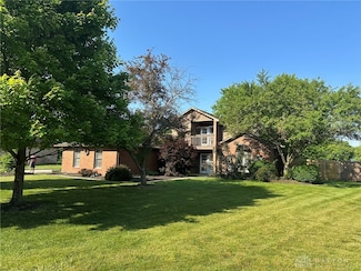 6553 Stillcrest Way, Dayton, OH 45414