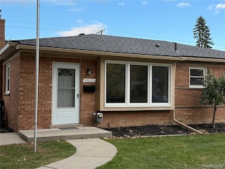 35622 Minton St, Livonia, MI 48150